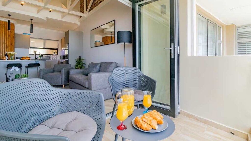 Spectacular apartment with stunning ocean views img (7)