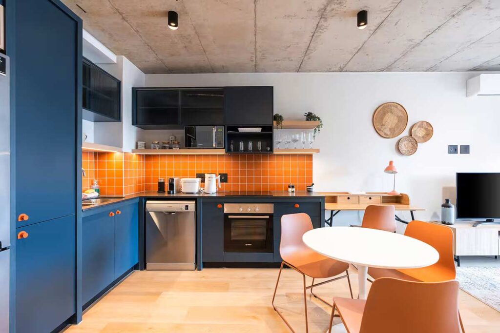 Stylish Sea Point Apartment img (8)